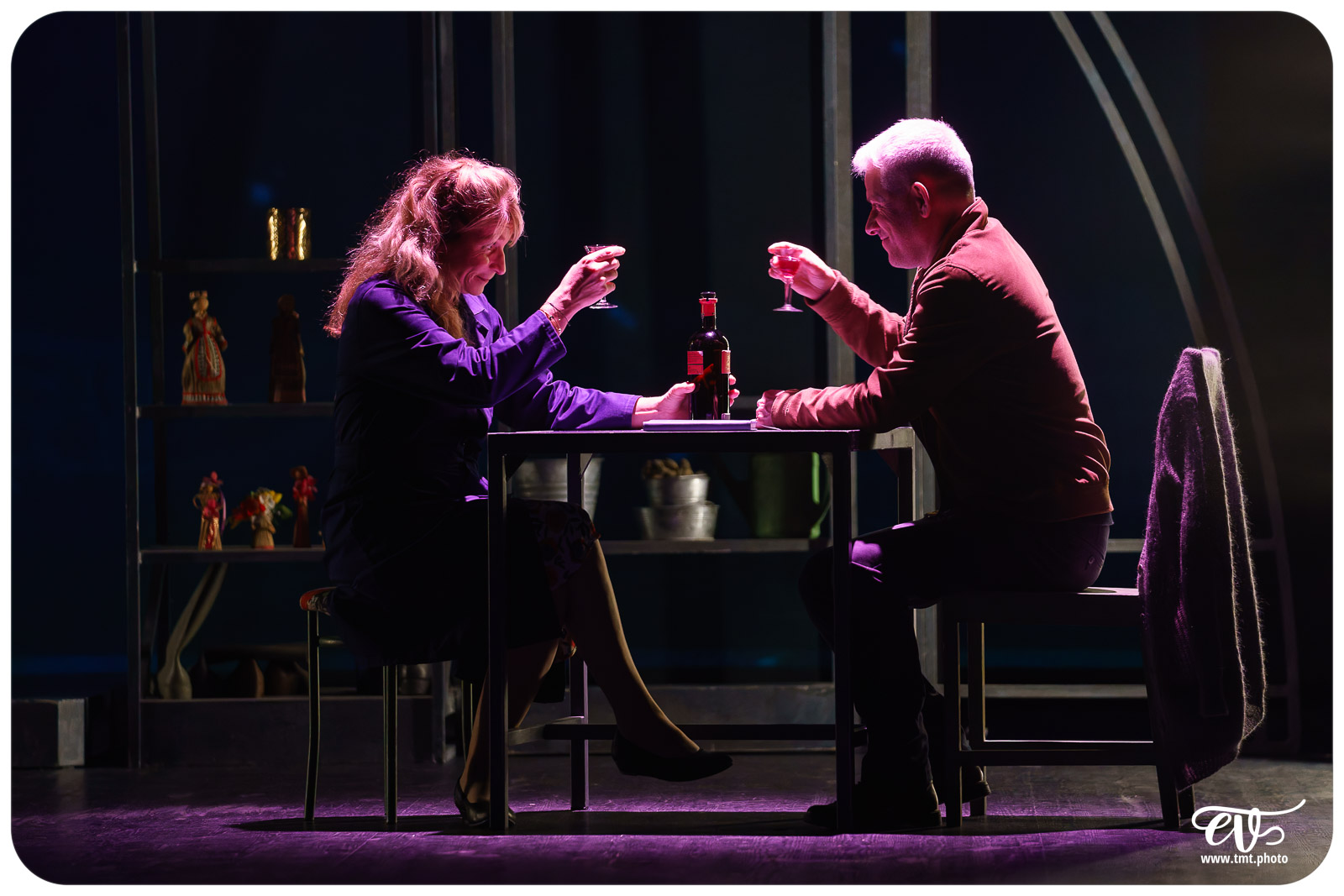 CHANGER L'EAU DES FLEURS (MATRIOSHKA PRODUCTIONS)